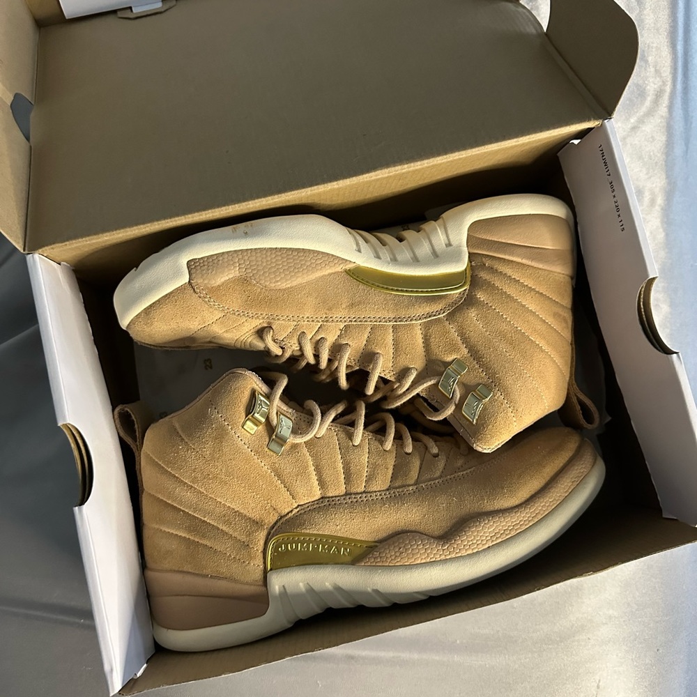 Air Jordan 12 Retro Vachetta Tan/ Metallic Gold